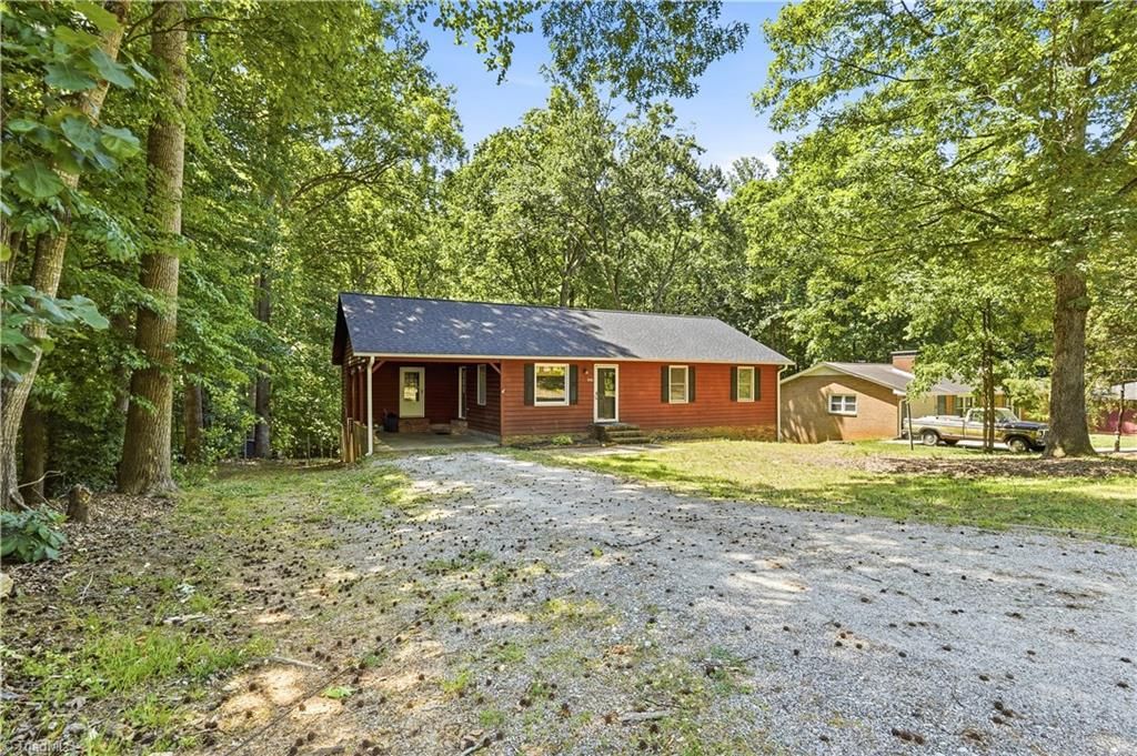 Photo of 446 Brentwood Road, Winston-Salem, NC 27107 (MLS # 1222485)
