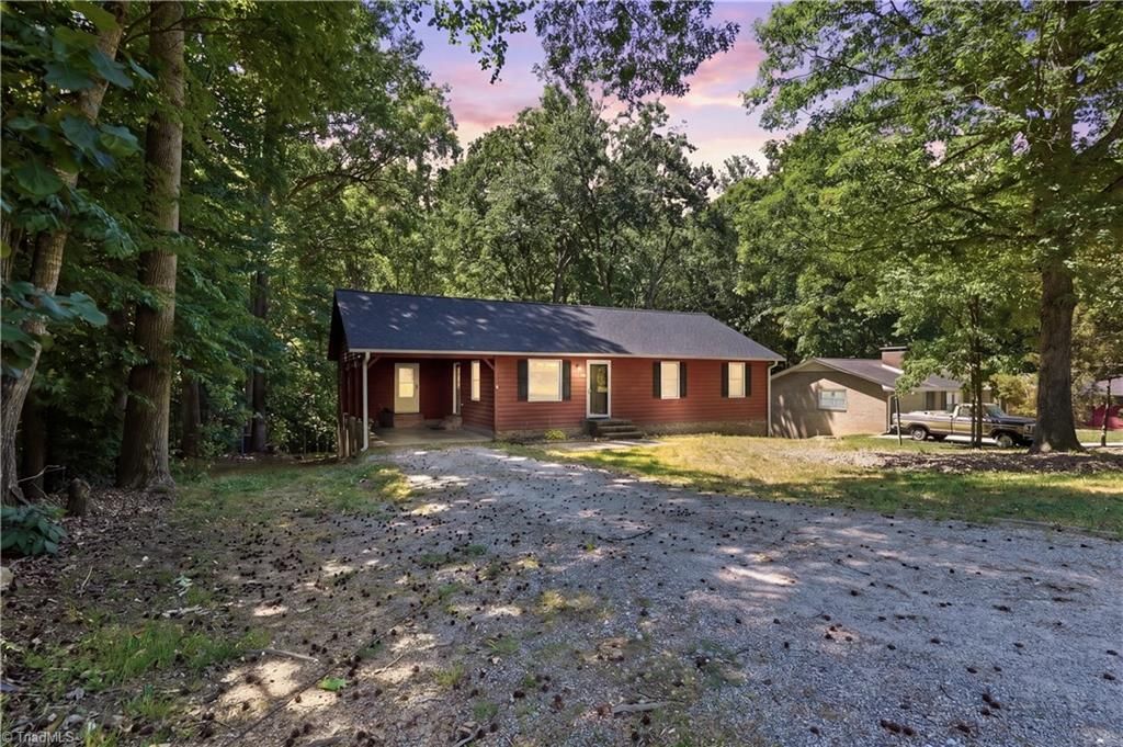 Photo of 446 Brentwood Road, Winston-Salem, NC 27107 (MLS # 1222485)