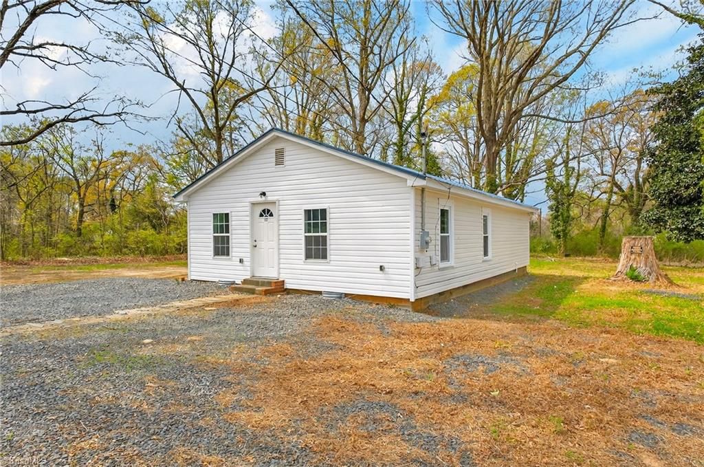 Photo of 525 Booker T Washington Avenue, Asheboro, NC 27203 (MLS # 1214339)