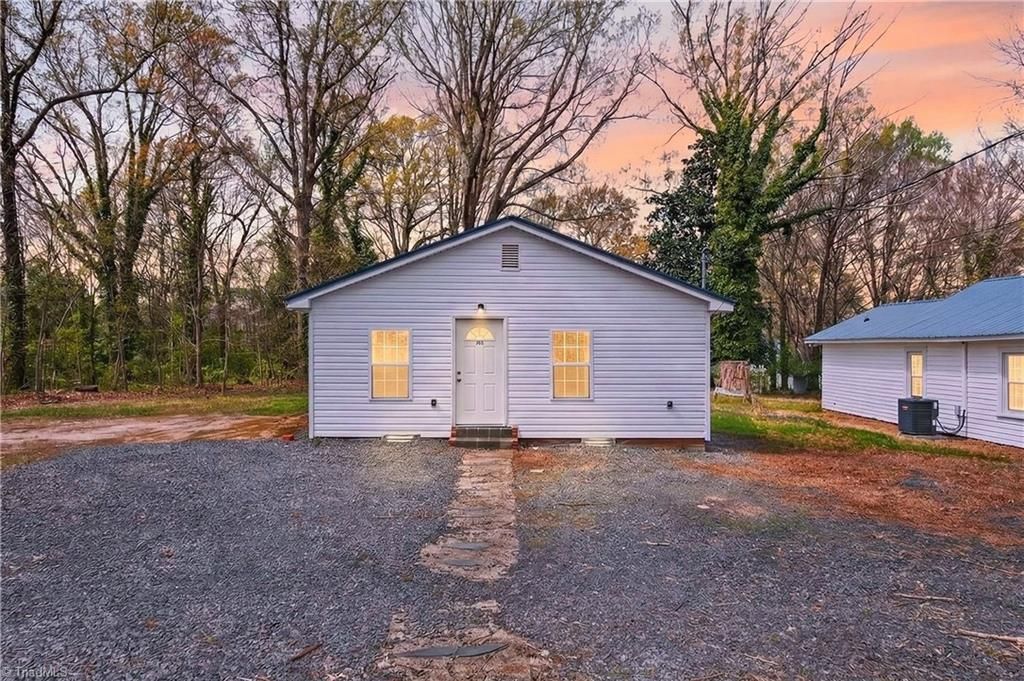 Photo of 525 Booker T Washington Avenue, Asheboro, NC 27203 (MLS # 1214339)