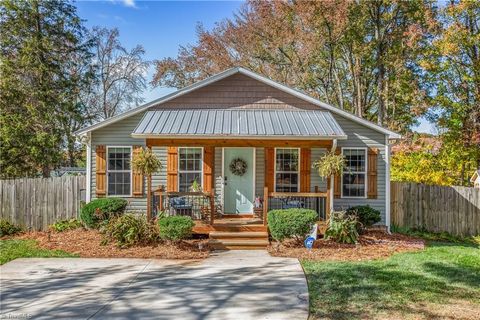 A home in Thomasville