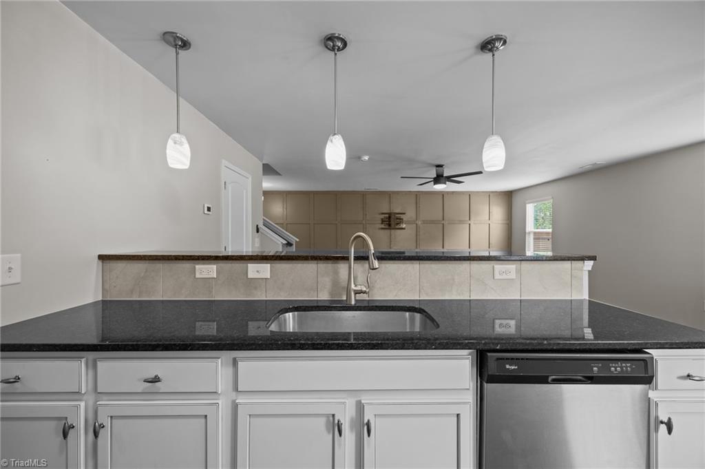 971 Bitting Hall Circle, Rural Hall, North Carolina image 11