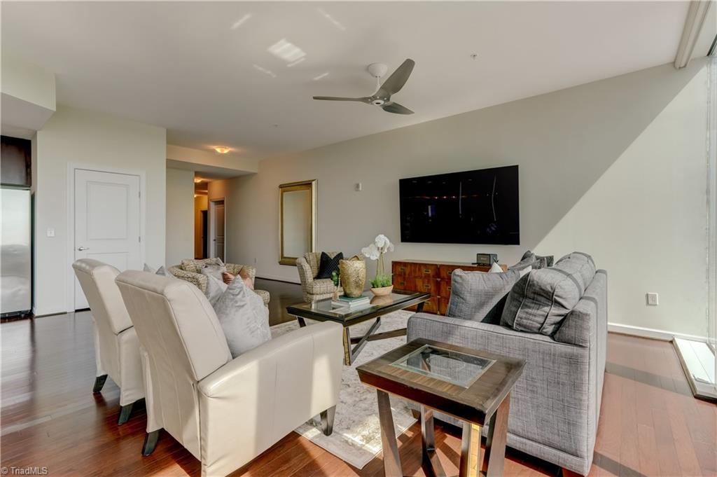 201 N Elm Street #507, Greensboro, North Carolina image 29