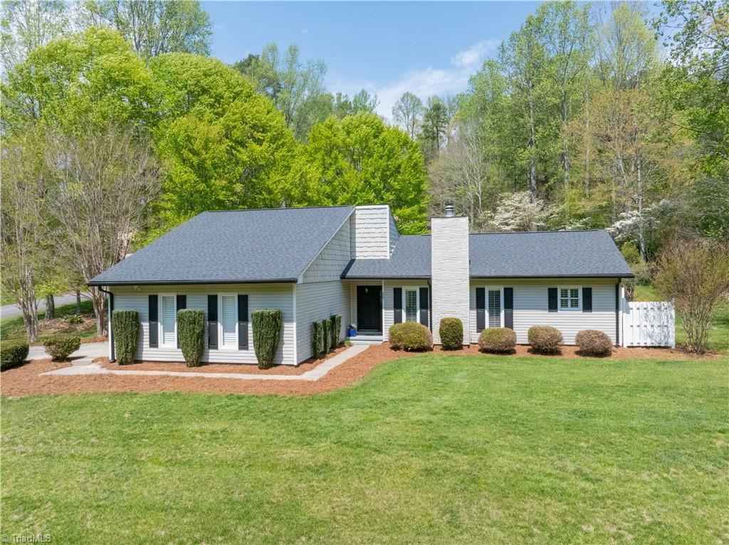 559 Country Club Hills Lane, Wilkesboro, North Carolina image 1