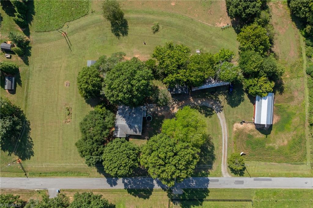 1124 Peabody Road