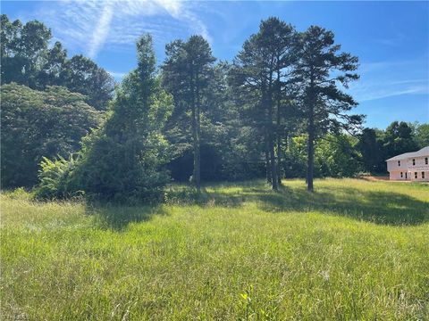 Vacant Land For Sale - 1312 White Street<br/> Lexington, NC 27292