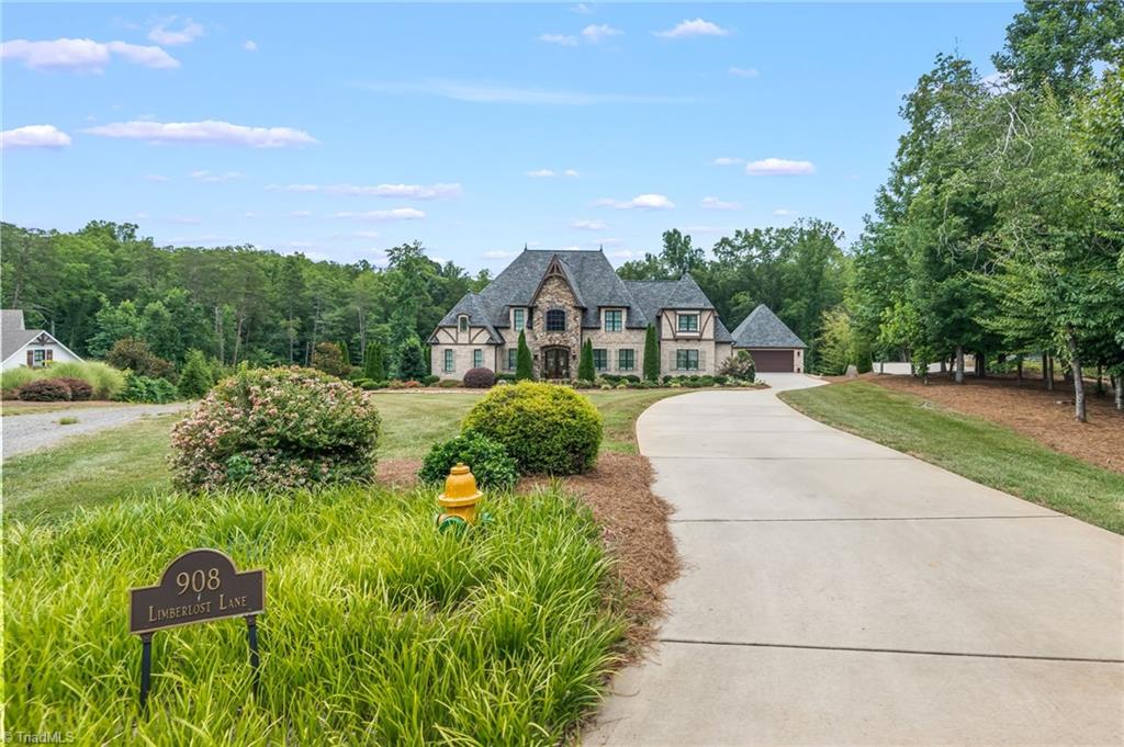 908 Limberlost Lane