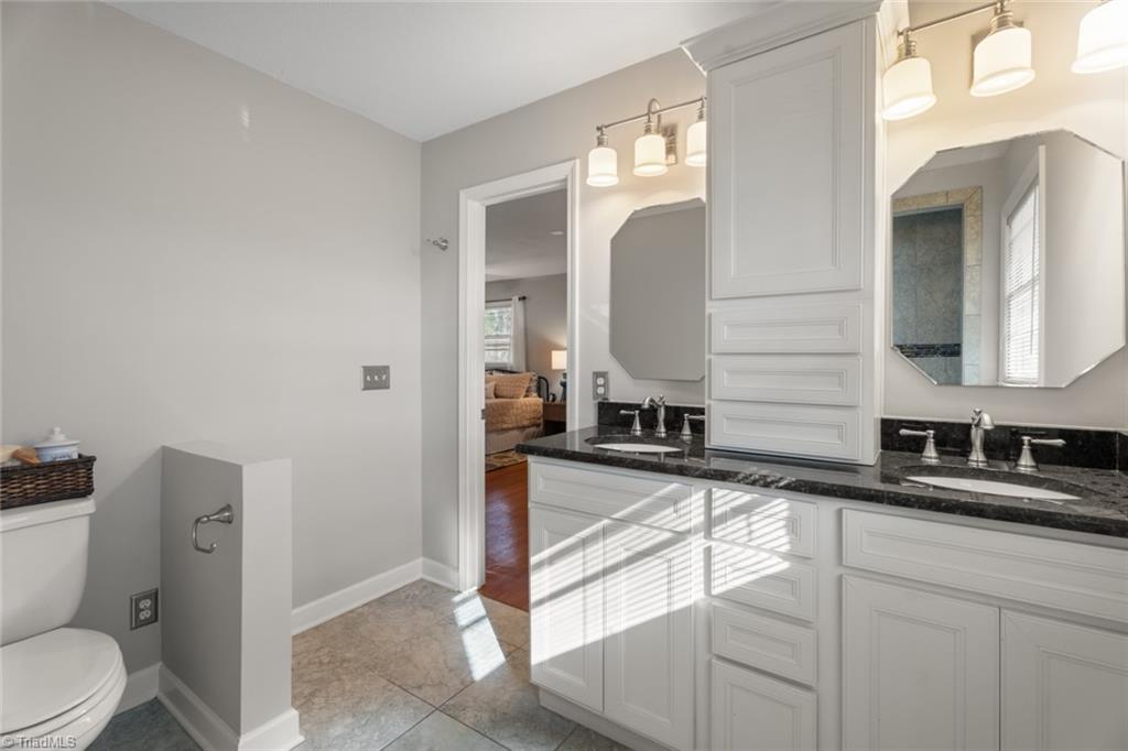 Winston-Salem, North Carolina 27106, United States, 4 Bedrooms Bedrooms, ,4 BathroomsBathrooms,Residential,Active,22477