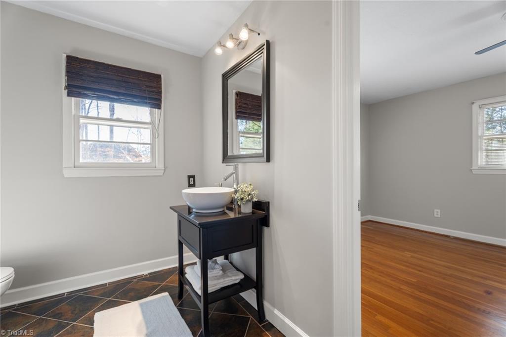 Winston-Salem, North Carolina 27106, United States, 4 Bedrooms Bedrooms, ,4 BathroomsBathrooms,Residential,Active,22477