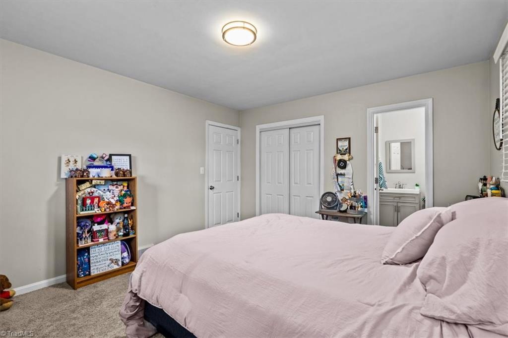 1605 Guyer Street, High Point, North Carolina image 23