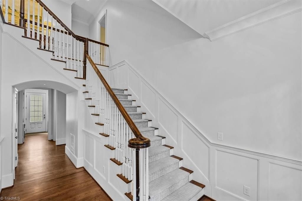 Photo of 199 Country Club Drive, Greensboro, NC 27408 (MLS # 1214780)