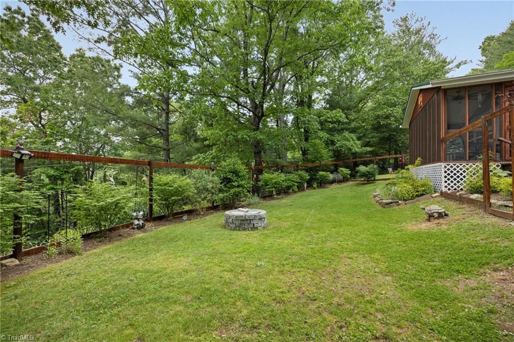 5928 Sheets Gap Road, Millers Creek, North Carolina image 9