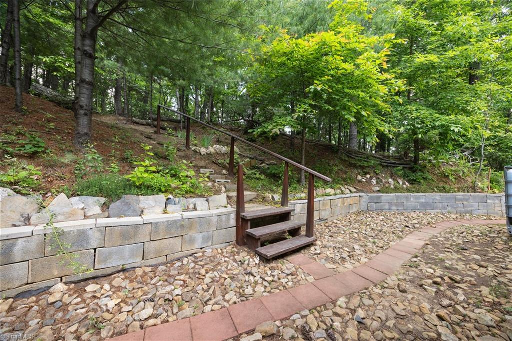 5928 Sheets Gap Road, Millers Creek, North Carolina image 10