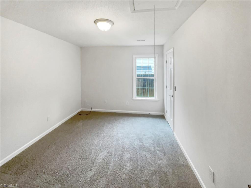 7 Crestbrook Court, Greensboro, North Carolina image 13