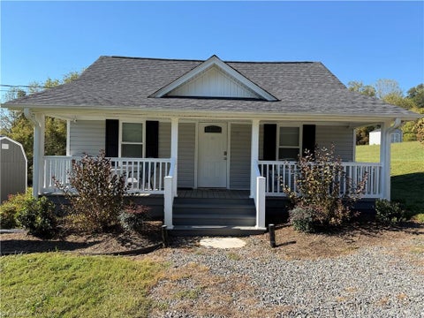 Homes For Sale - 168 Hiatt Road<br/> Mount Airy, NC 27030