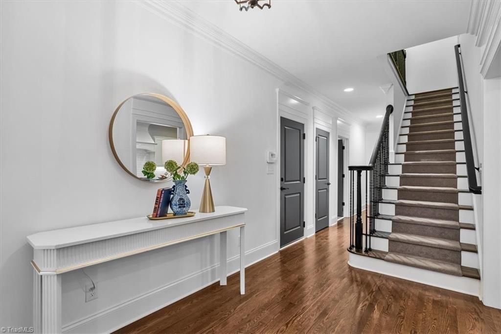 Photo of 10 Blakeney Place, Greensboro, NC 27408 (MLS # 1191858)