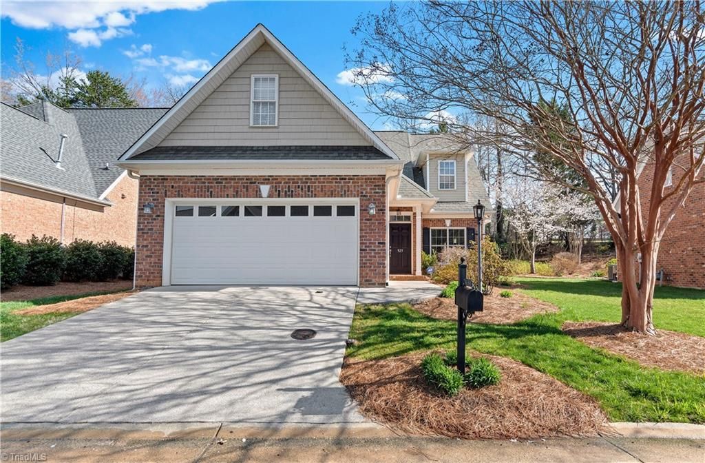 Photo of 925 Crafton Creek Drive, Lewisville, NC 27023 (MLS # 1212630)