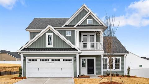 Homes For Sale - 486 Yarrow Drive<br/> Davidson County, Lexington, NC 27295