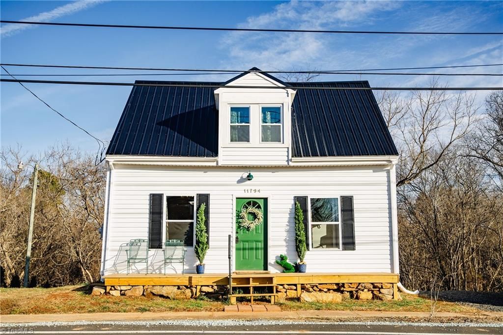 Photo of 11794 Academy Street, Milton, NC 27305 (MLS # 1208070)