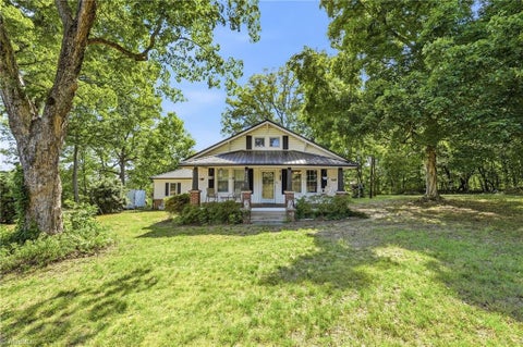 Homes For Sale - 8030 Belews Creek Road<br/> Belews Creek, NC 27009
