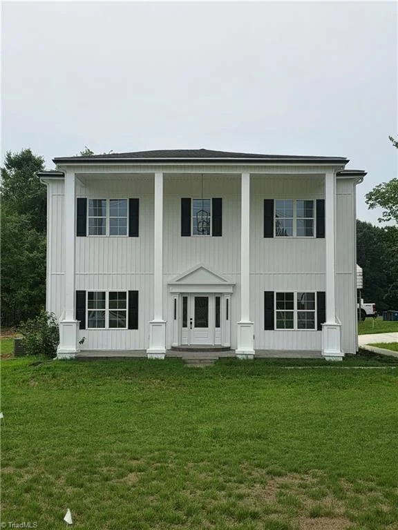 197 W Willow Street, Yadkinville, NC, 27055