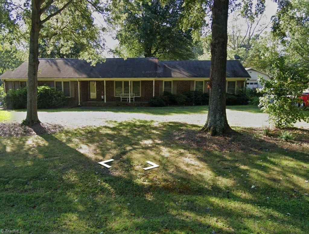 Photo of 644 Greenwood Drive, Burlington, NC 27217 (MLS # 1212689)