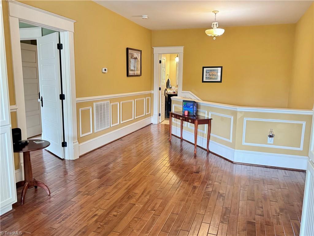 311 Cherry Street, Mount Airy, North Carolina image 26