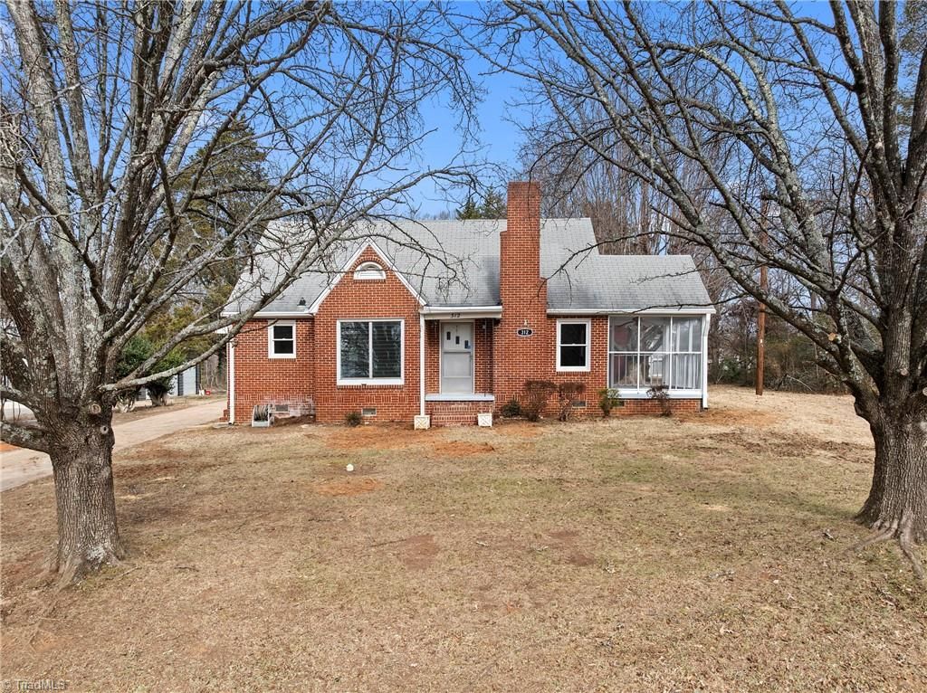 Photo of 312 Playground Road, Archdale, NC 27263 (MLS # 1207716)