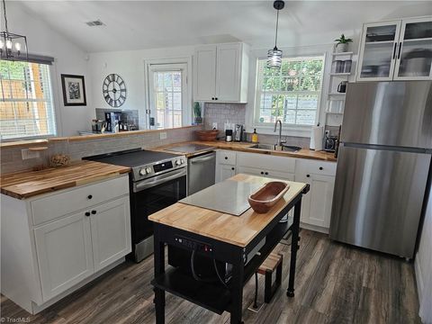 505 Kent Court High Point NC 27260