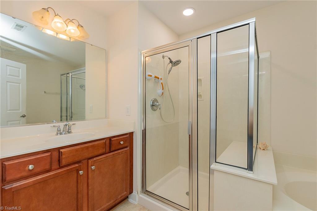 32 Pitlockry Place, Greensboro, North Carolina image 32