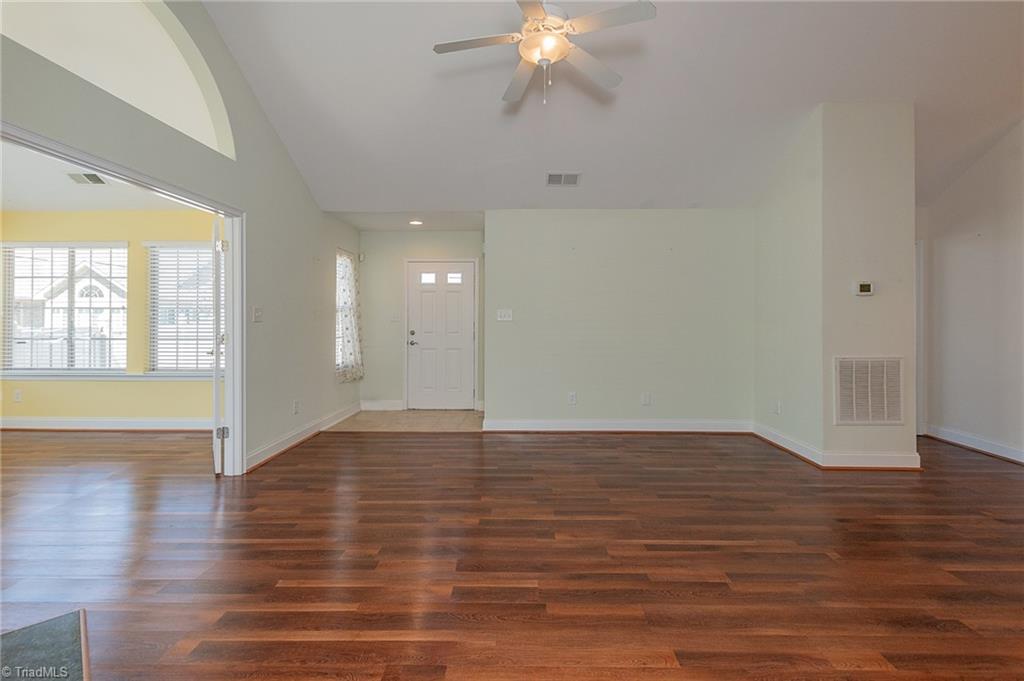 32 Pitlockry Place, Greensboro, North Carolina image 11