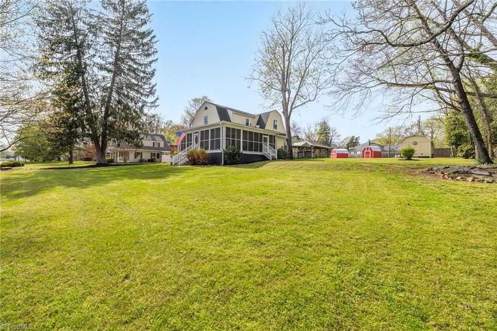 Photo of 421 Chestnut Street, Eden, NC 27288 (MLS # 1213792)