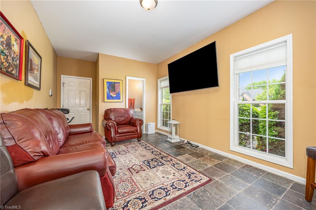 3908 Hickory Meadow Road, Greensboro, North Carolina image 15