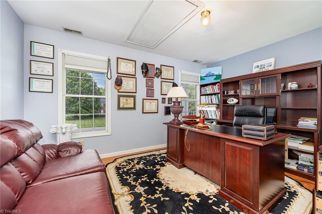 3908 Hickory Meadow Road, Greensboro, North Carolina image 16