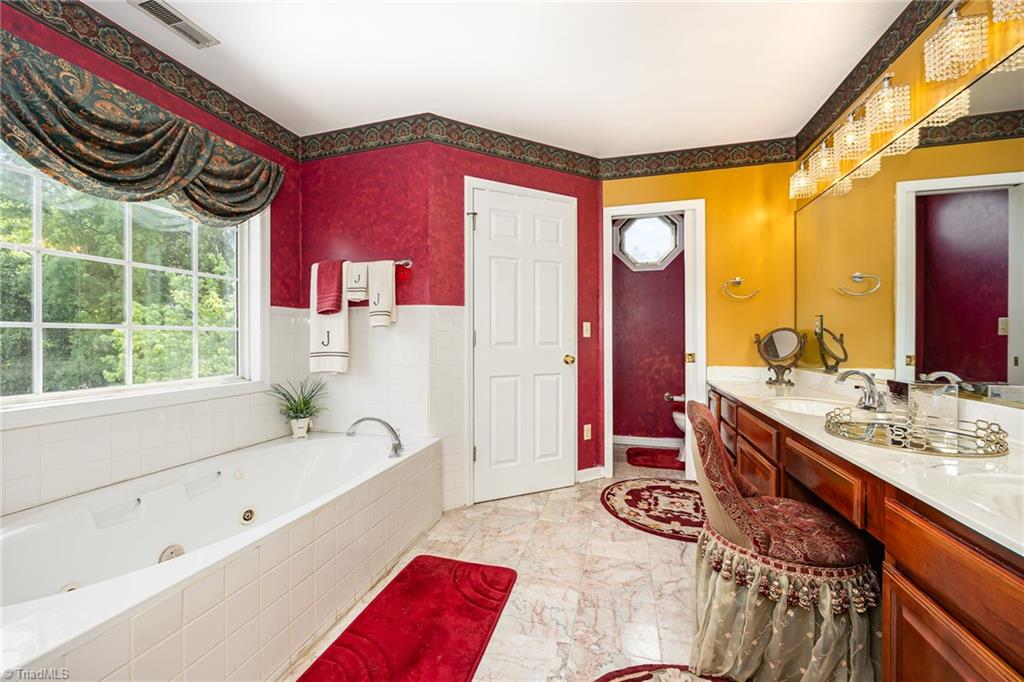 3908 Hickory Meadow Road, Greensboro, North Carolina image 20