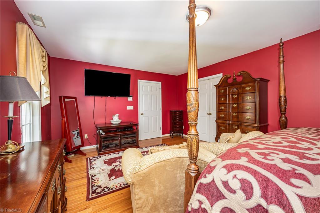3908 Hickory Meadow Road, Greensboro, North Carolina image 19