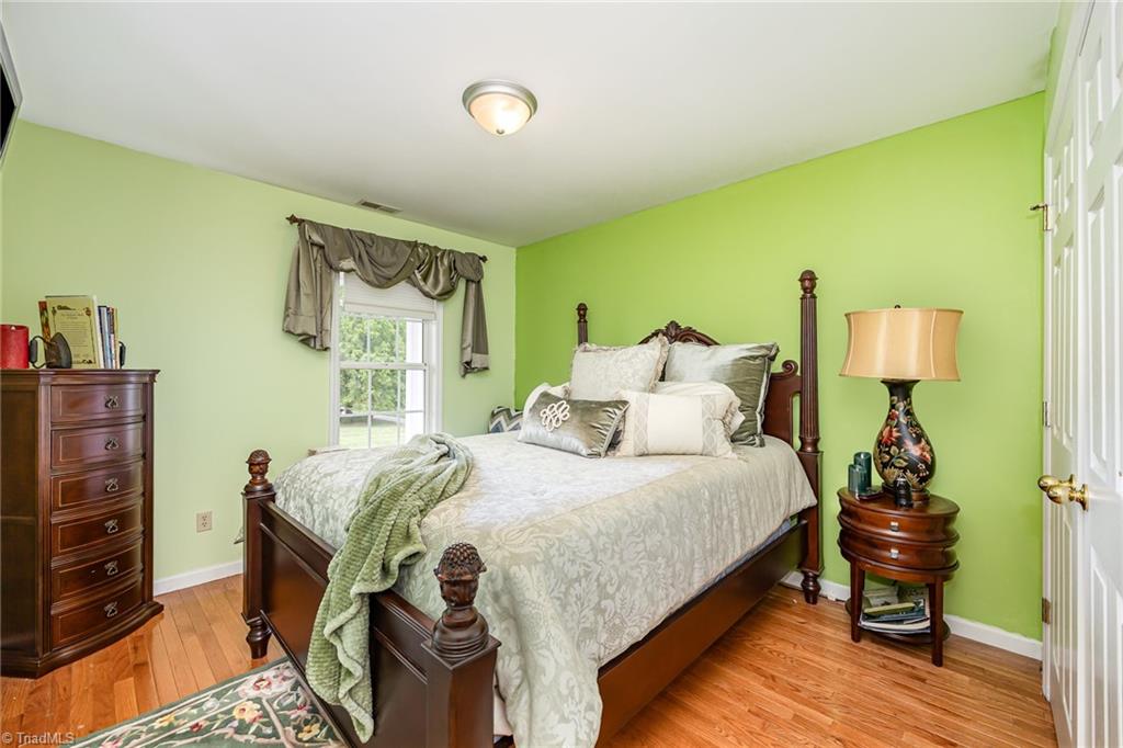 3908 Hickory Meadow Road, Greensboro, North Carolina image 22