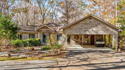 Homes For Sale - 371 Farmington Road<br/> Mocksville, NC 27028