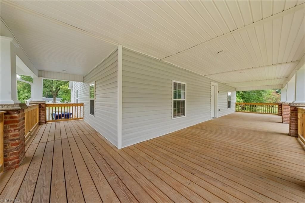 Photo of 805 W 5th Avenue, Lexington, NC 27292 (MLS # 1208117)