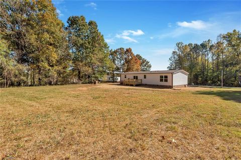 A home in Hiddenite