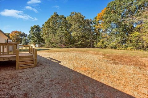 A home in Hiddenite