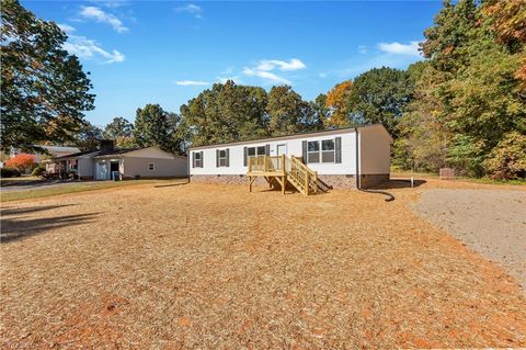 A home in Hiddenite