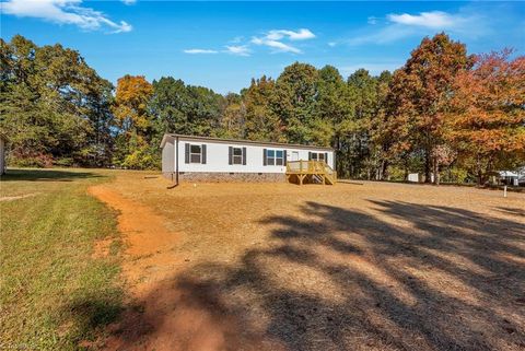 A home in Hiddenite