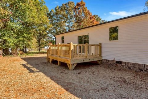 A home in Hiddenite