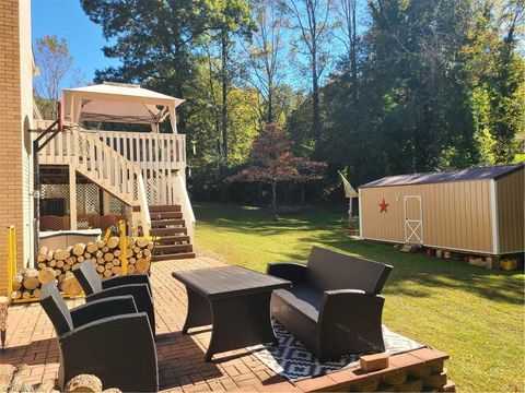 A home in North Wilkesboro