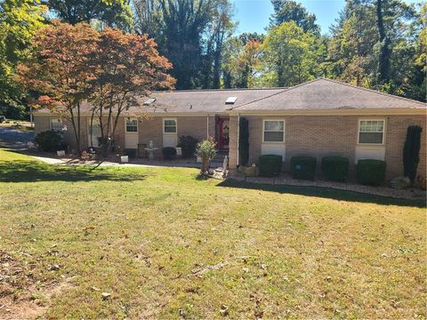 A home in North Wilkesboro