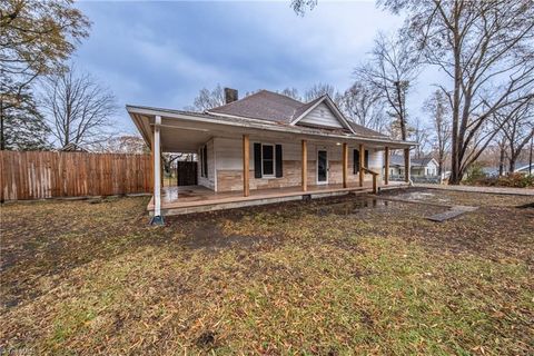 A home in Thomasville