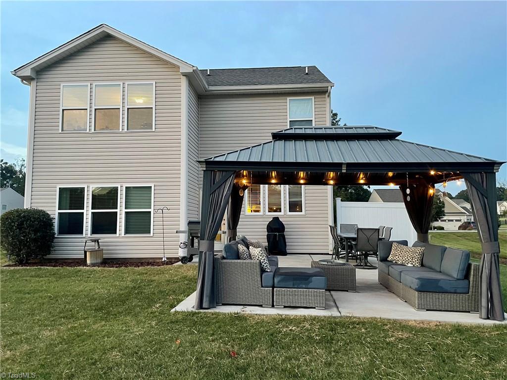 112 Scotch Moss Drive