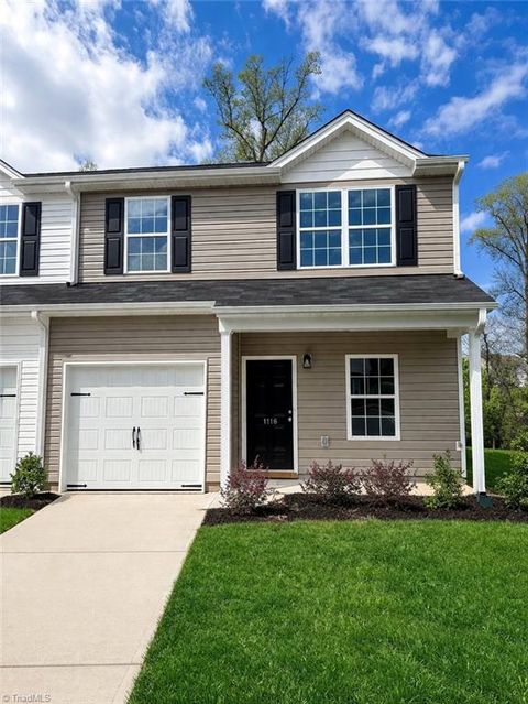 Townhouse For Sale - 1116 Brooksridge Way<br/> Guilford County, Whitsett, NC 27377