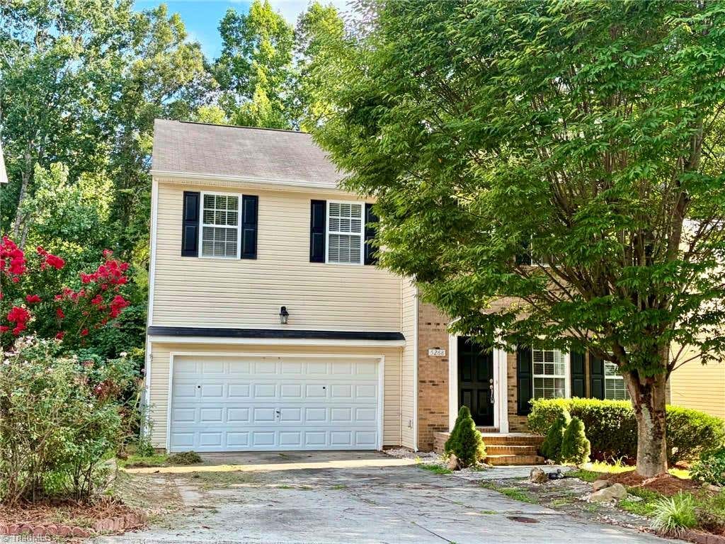Photo of 5268 Ivystone Lane, Winston-Salem, NC 27104 (MLS # 1230423)